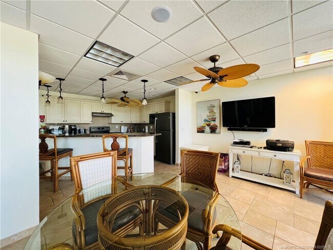 Building Photo - 10600 S Ocean Dr Unit 701 Rental