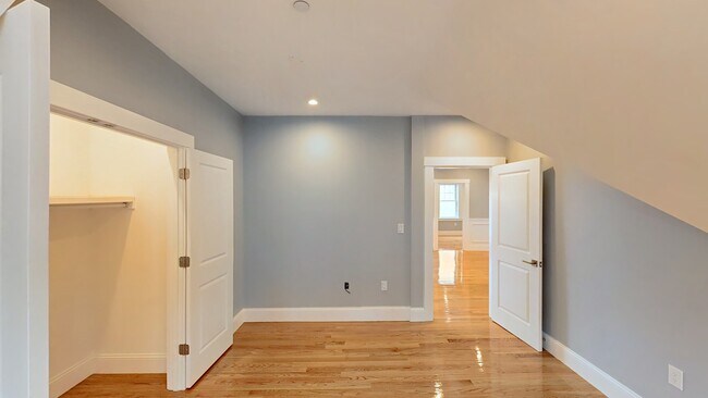 Photo - 30 Centre St Unidad 3