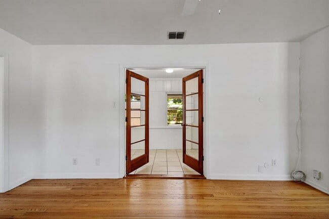 Photo - 430 Beryl Dr