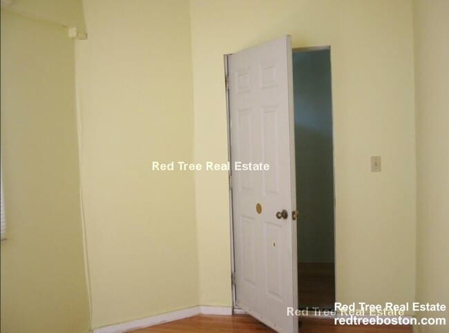 Photo - 12 Verndale St Unidad 2