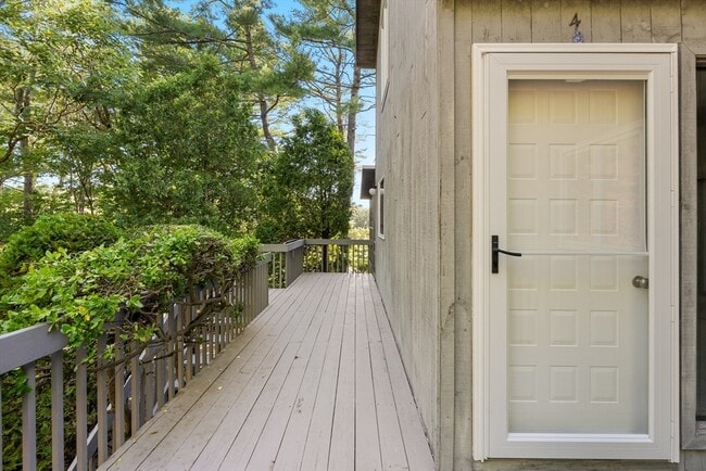 4 Tanglewood Rd