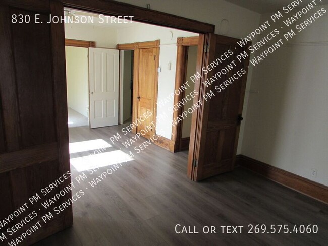 Photo - 830 E Johnson St