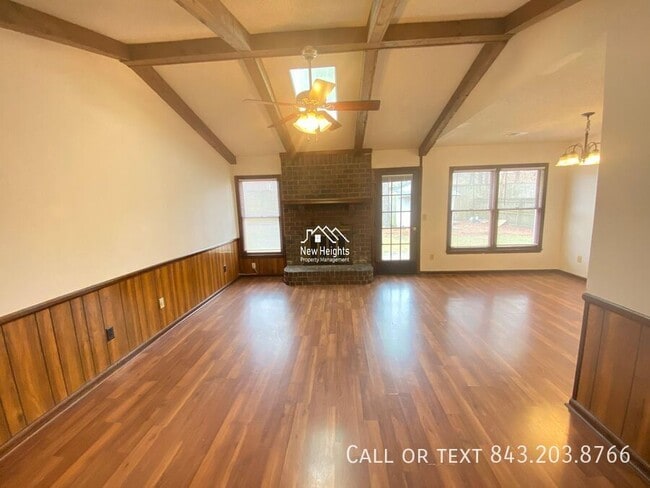 Photo - 417 Surfside Dr