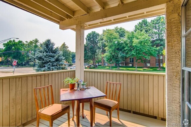 Building Photo - 3030 Oneal Pkwy Unit M-35 Rental
