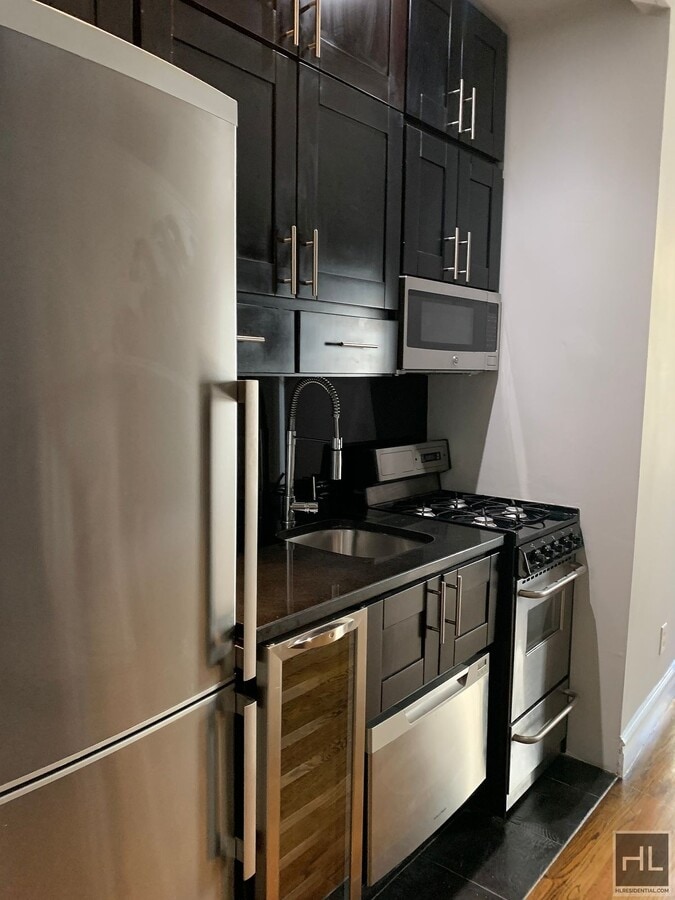 Photo - W 103RD ST. Unit 4FE