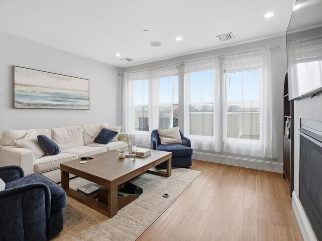 Photo - 45 L St Unit 27