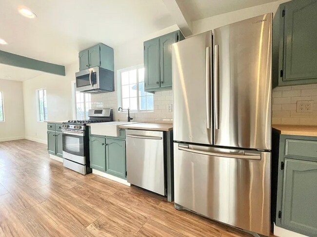 Photo - 3 Bed 1 & 1/2 Bath Home in a great Highland Park Location is Now Available!