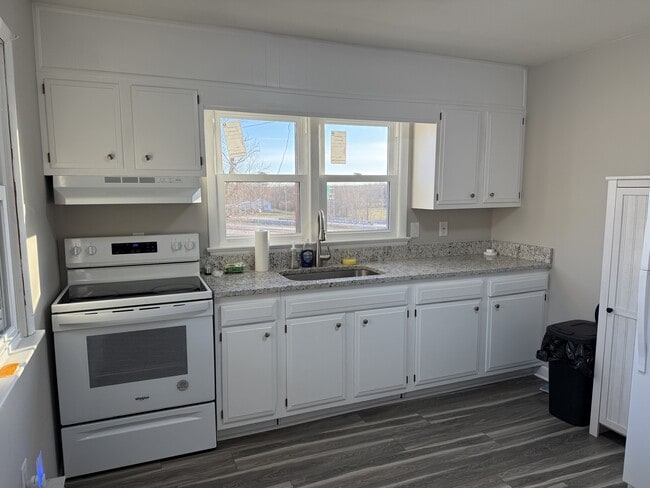 Photo - 67 Powers Rockwell Ln