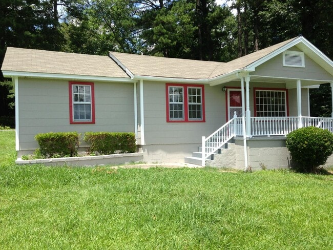 Building Photo - 156 Howle Ave