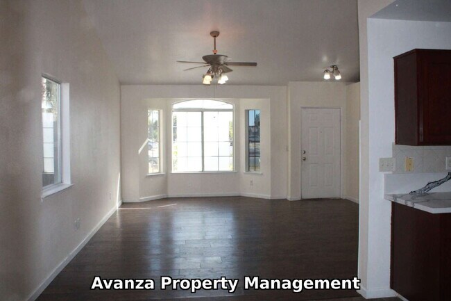 Home for Rent
3 Bed/2 Bath - 1,346 Sq Ft.
Rent: $2,095/month
Deposit: $2,195