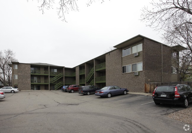 Building Photo - The Nest on 30th