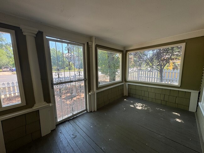 Photo - 1911 W Colorado Ave