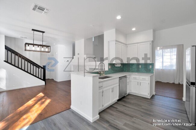 Photo - 9404 Fox Den Ct