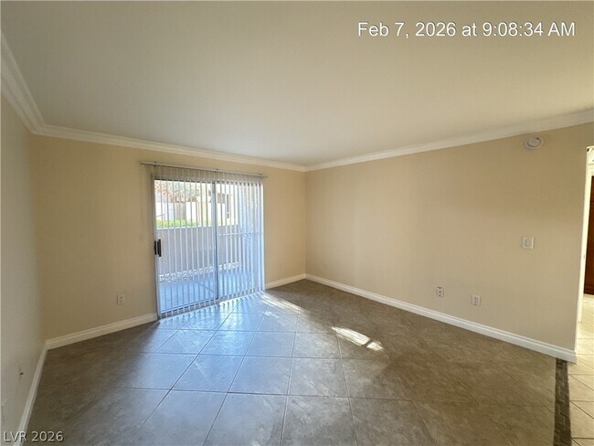 Photo - 1150 N Buffalo Dr Unidad 1012