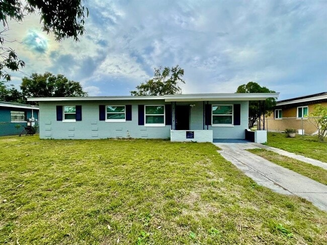 Building Photo - 5019 S 86th St Rental