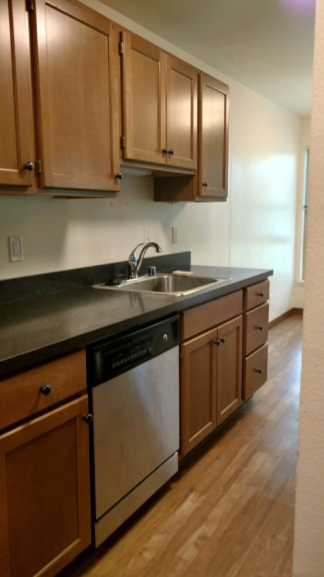 Kitchen - Legend House