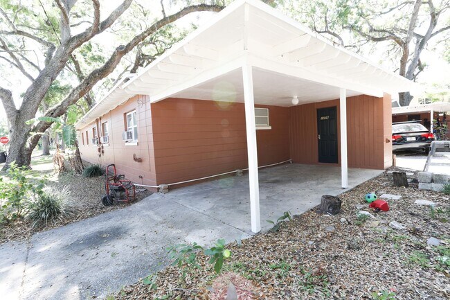 Photo - Altaloma Ave Unit 1308 Altaloma Ave