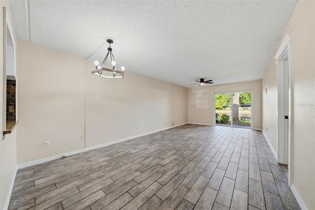 Photo - 3821 N Oak Dr Unidad J21