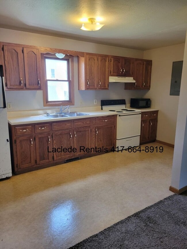 Photo - 2 BEDROOM 1 BATHROOM APARTMENT FOR RENT