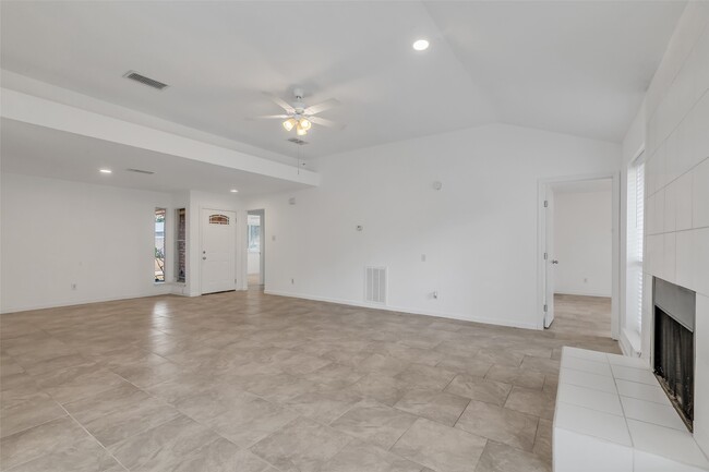 Photo - 4307 Eagle Fork Dr