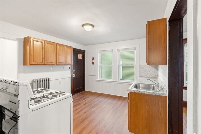 Photo - 7 Rockwell St Unit 1