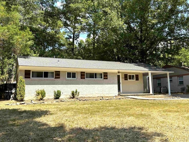 Photo - 5260 Brantford Ave