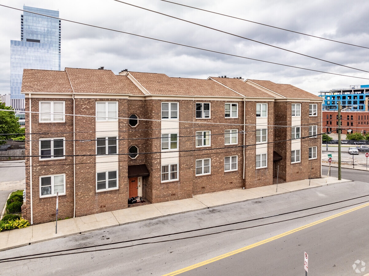 Rutledge Terrace Condos - Rutledge Terrace Condos