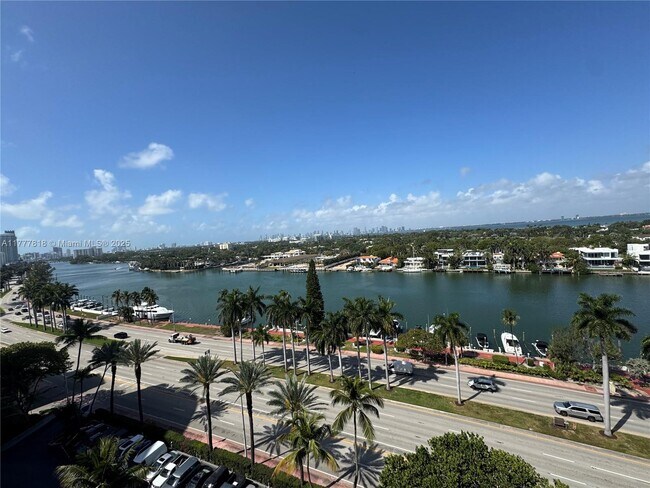 Photo - 5161 Collins Ave Unit 1206
