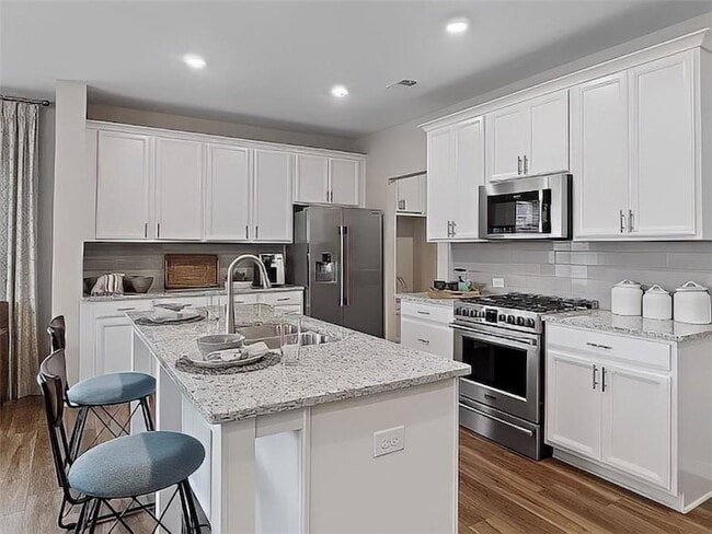 Photo - 1341 Elderwood Way