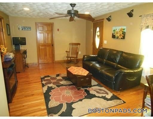 158 Bay State Rd