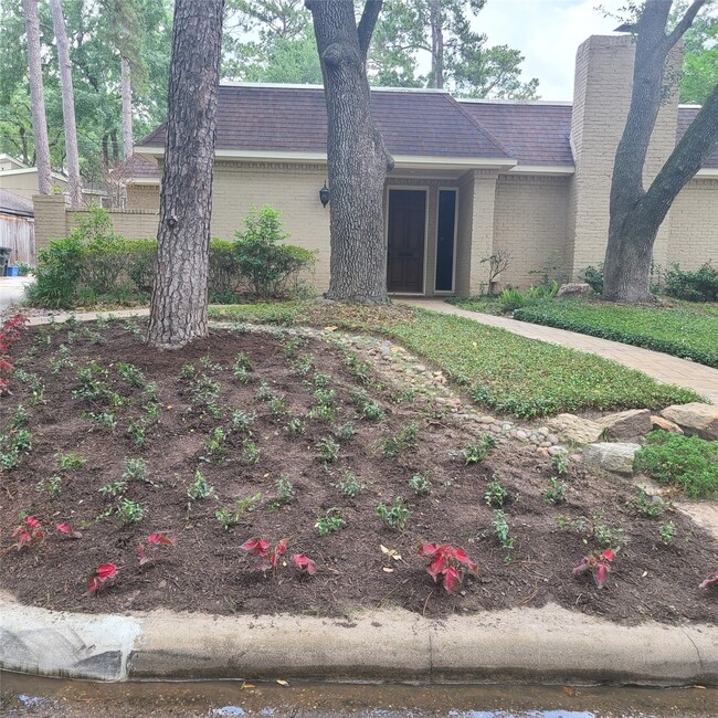 Photo - 354 Tealwood Dr
