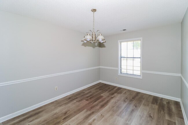 Photo - 8257 River Creek Cove