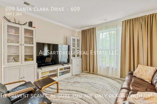 Photo - 609 Santa Clara Dr