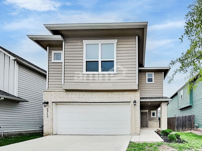 Building Photo - 2717 Lillybrook Ln