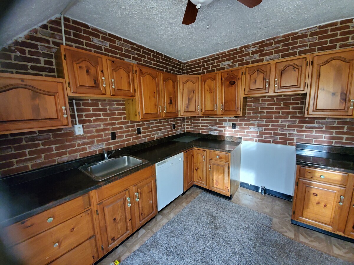 Photo - 2188 Barrington Rd