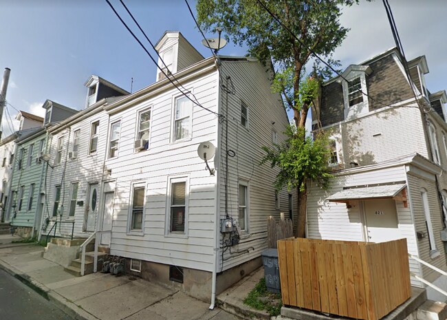 Photo - 139 S Lumber St Unit 2