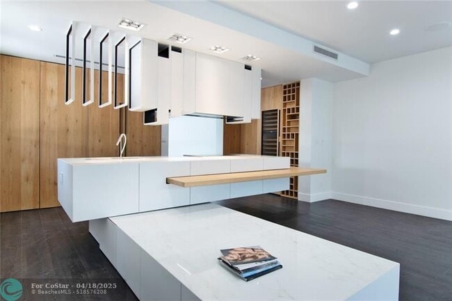 Photo - 26 SE 10th Ave