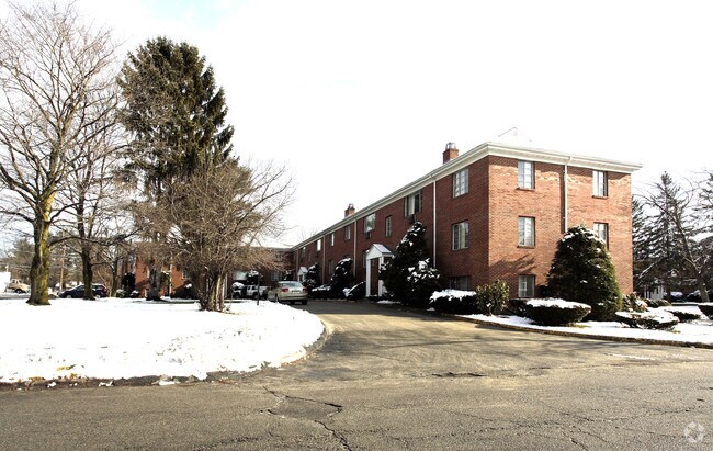 Photo - Glenview Apartments