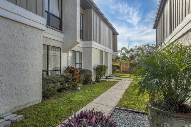 Photo - 4001 S Beneva Rd