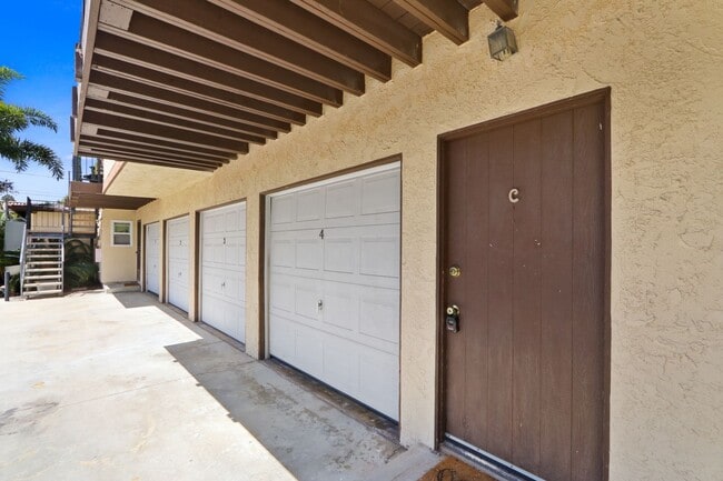 16842 Hoskins Lane Unit 16842 Hoskins Ln. Unit C
