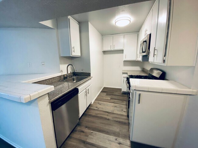 Photo - Regency Square Apartments