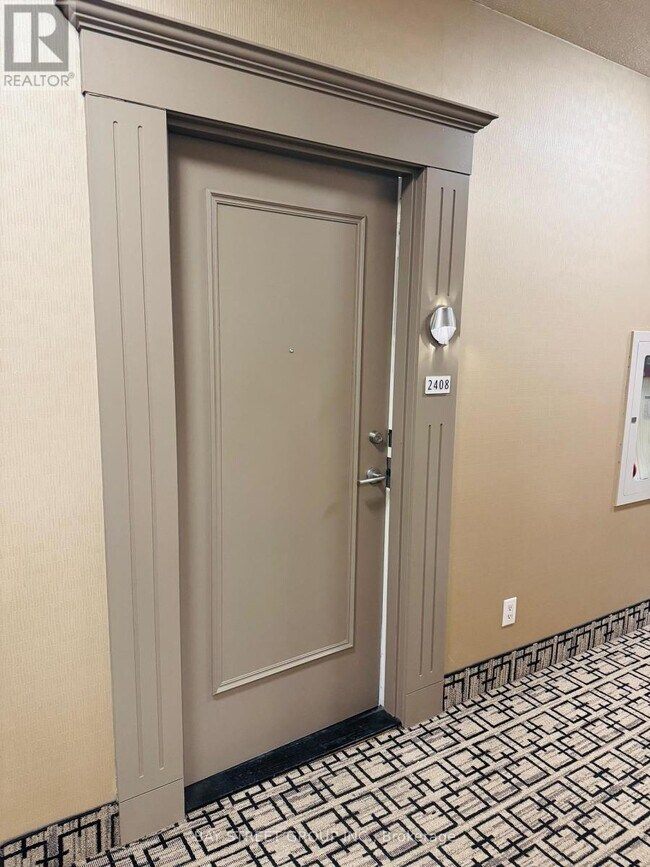 Photo - 225 Webb Dr Unité 2408