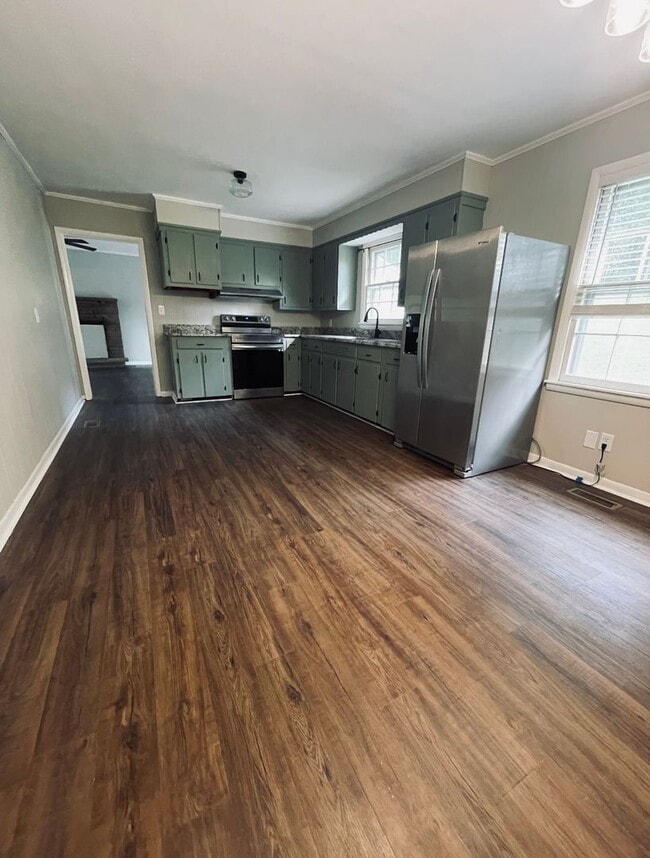 Photo - 27 Sunset Point Rd