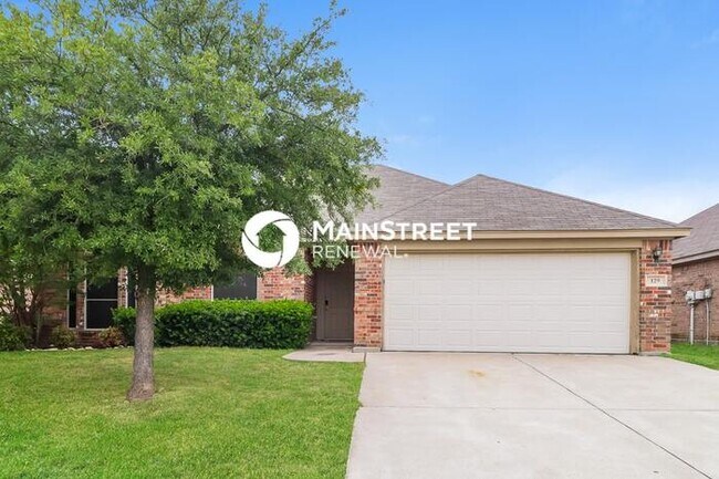 Building Photo - 3 Bedroom Pet-Friendly Home in Crowley, TX with Main Street Renewal
