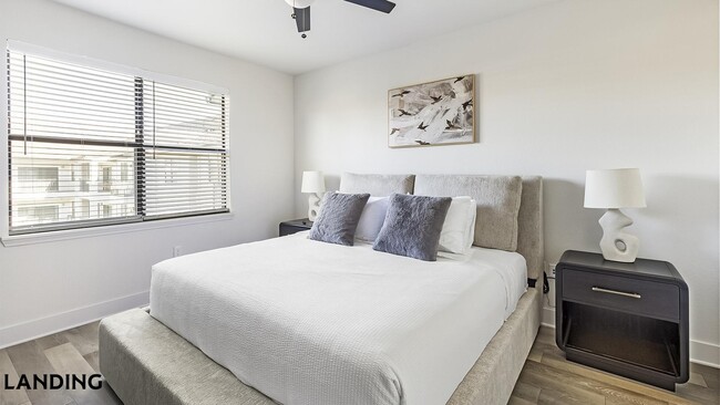 Photo - 15777 Quorum Dr Unidad 1428