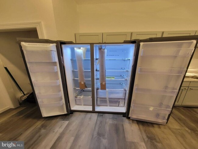 Photo - 145 W Main St