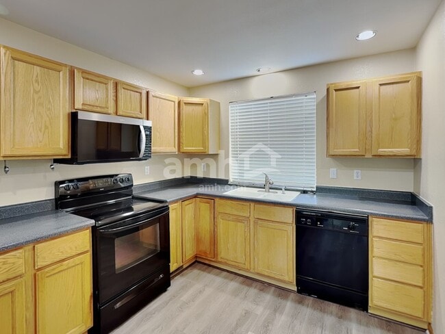 Photo - 11077 Needles Ct