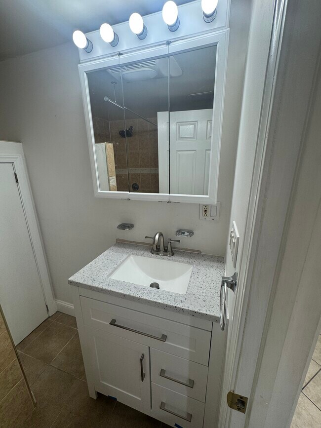 Photo - 99 Bynner St Unit 3