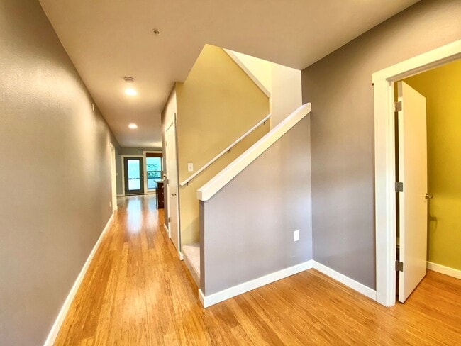 Photo - 3110 SW Dolph Ct