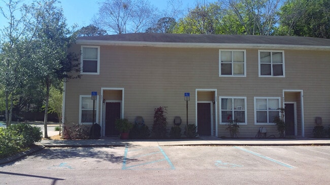 Photo - 1710 NW 7th St